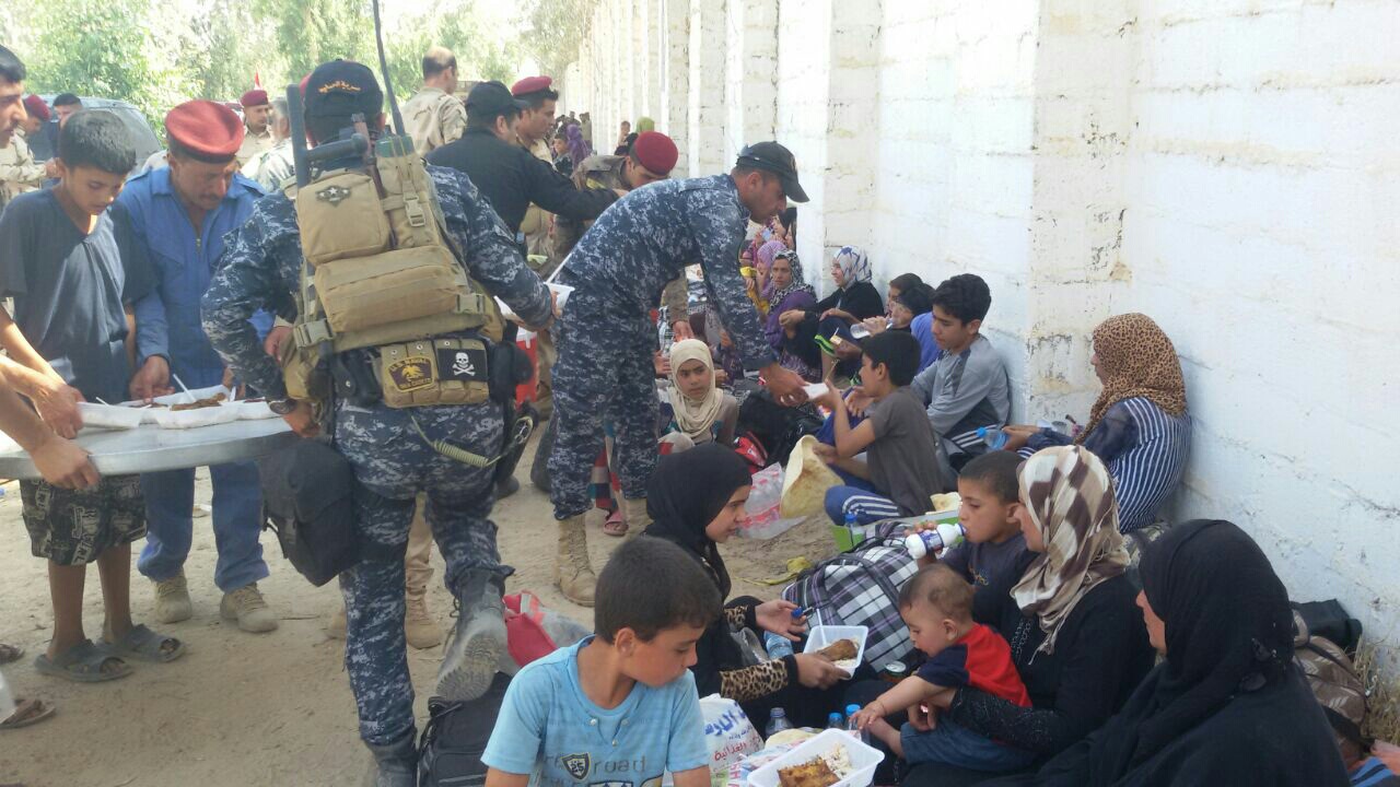 الحشد الشعبي ينقذ جميع المدنيين الذين اتخذهم "داعش" كدروع بشرية غرب الموصل