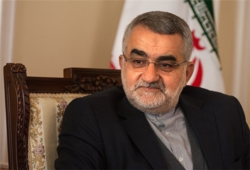 ٹرمپ عرب ممالک میں اختلافات ڈالنے میں کامیاب : علا الدین بروجردی