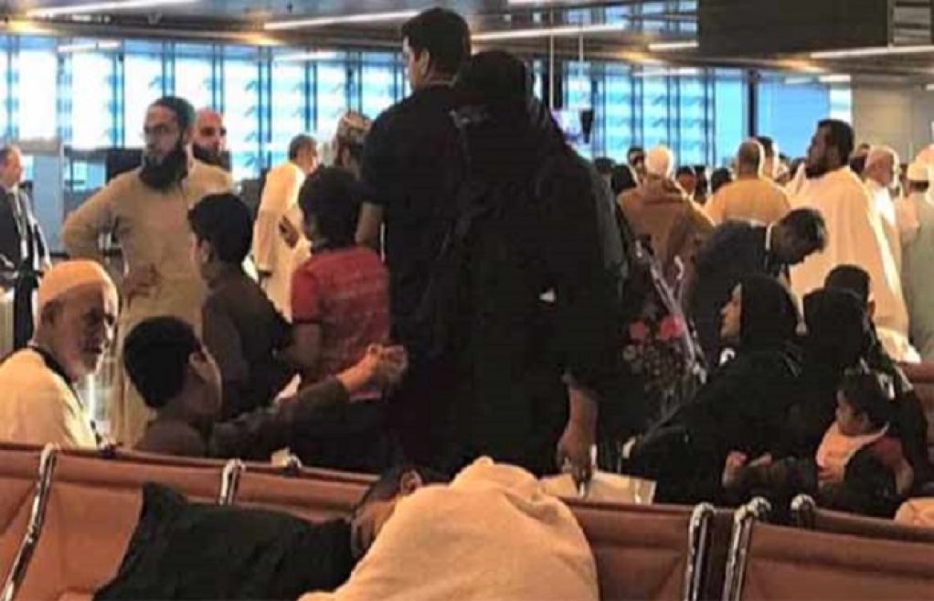 سعودی عرب کیلئے پروازیں بند ہونے پر سیکڑوں پاکستانی زائرین قطر میں پھنس گئے