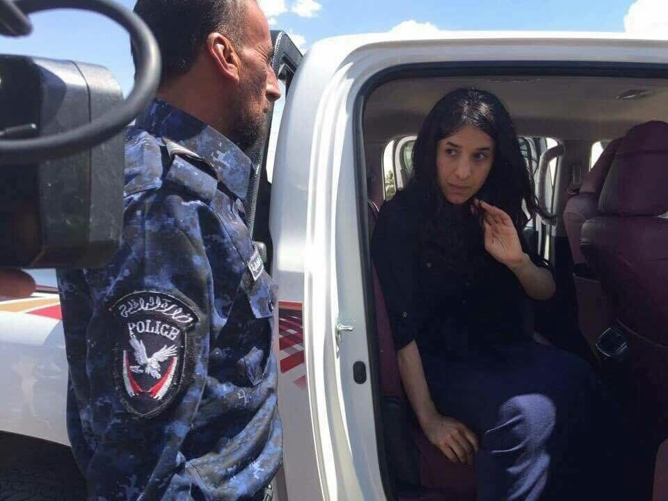 فيديو / لقطات مؤلمة عندما تعود "نادية جندي" الى منزلها في قرية "كوجو" بعد التحرير