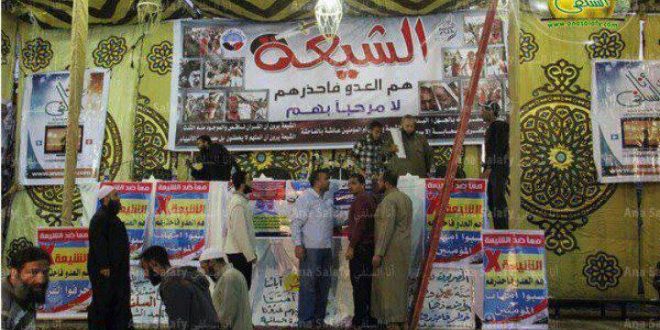Egyptian soldiers torture two Shia men / Video (+18)