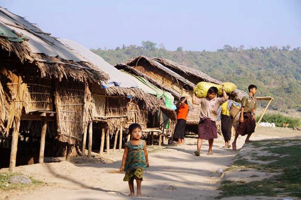 ရခိုင္ေျမာက္ပိုင္းမွ ေနရပ္ျပန္လာသူမ်ား အမိုးအကာ အေရးေပၚလိုအပ္
