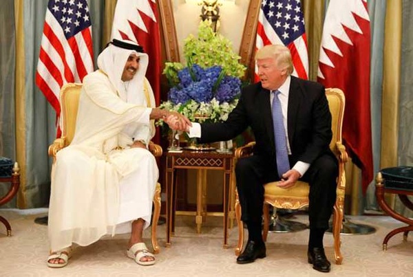 ترامب يكشف كيف خان القادة الخليجيون قطر بقمة الرياض !!