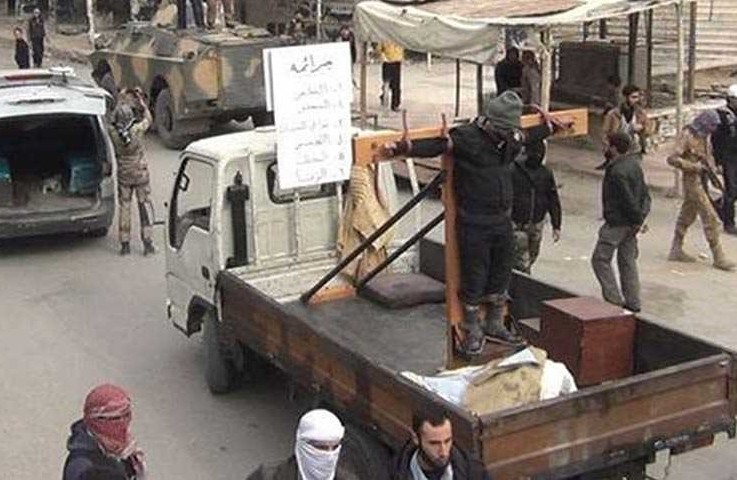 فضيحة قذرة لأحد مسلحي "جيش الاسلام" في دوما أدت لإعدامه!