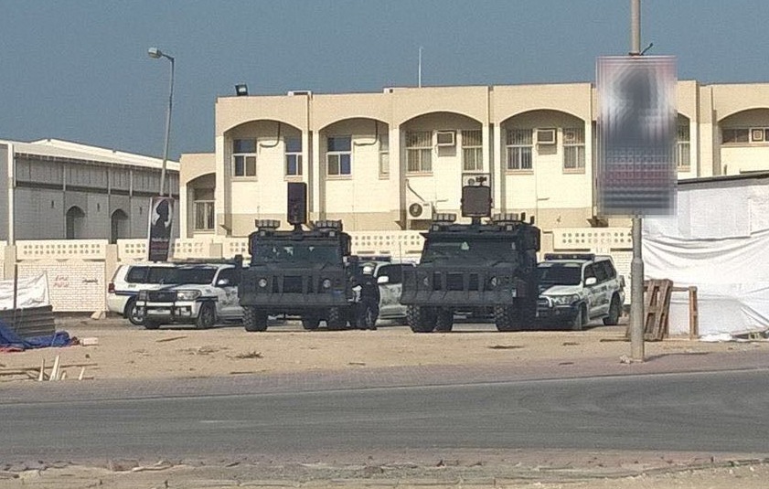 قوات امنية تواصل حصارها لمنزل آية الله قاسم لليوم "25" وتشن حملة اعتقالات 