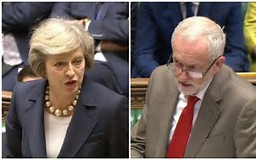 Corbyn nanawagan magbitiw si Theresa Mayo 