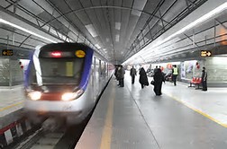 48 nasugatan sa pag-bangga ng subway sa Tehran 