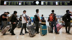 Mga Pinoy na manggagawa na may OEC hindi kasama sa deployment suspension sa Qatar 