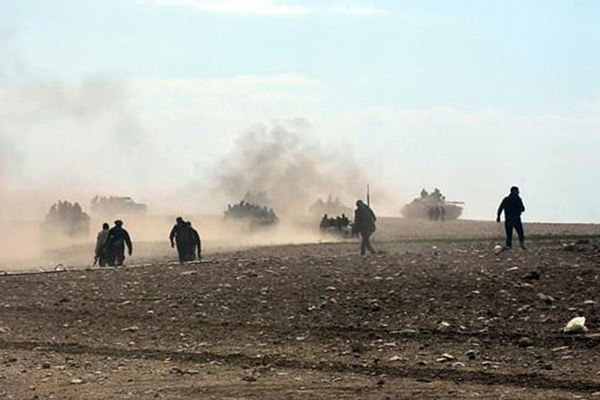 シリア政府軍が、イラクとの国境に到着