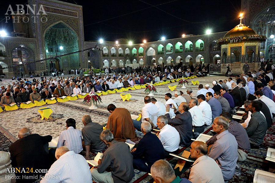 تقرير مصور/ مراسم قراءة القرآن الكريم في حرم الامام الرضا (ع)