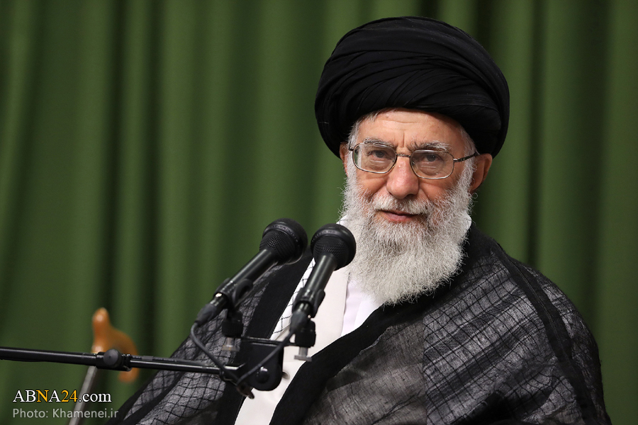 Imam Khamenei calls on poets to satirize modern world’s odd things