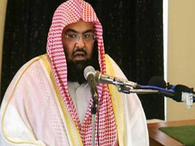 امام کعبہ نے امریکی سرپرستی میں قطر پر پابندیوں کی حمایت کردی
