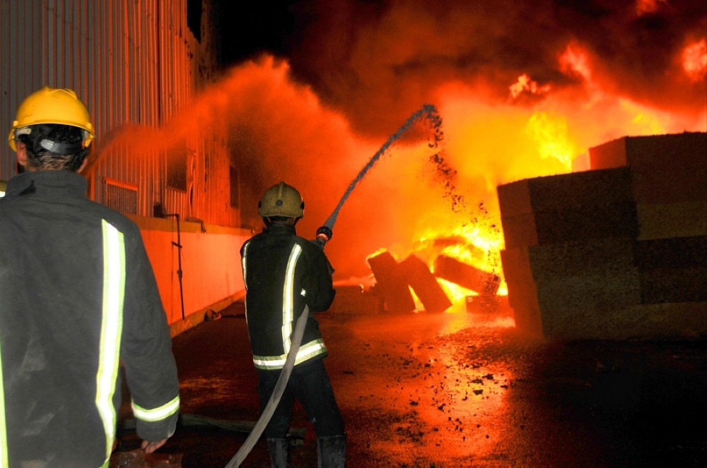 اصابة 37 شخصا في حريق بمأوى للاجئين في المانيا