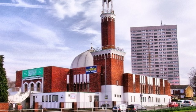 Muslims in Iceland fasting for 22 hours during Ramadan