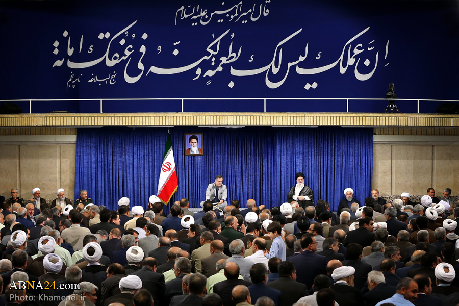 Berita Bergambar: Pertemuan Ali Khamenei Dengan Para Pegawai Iran