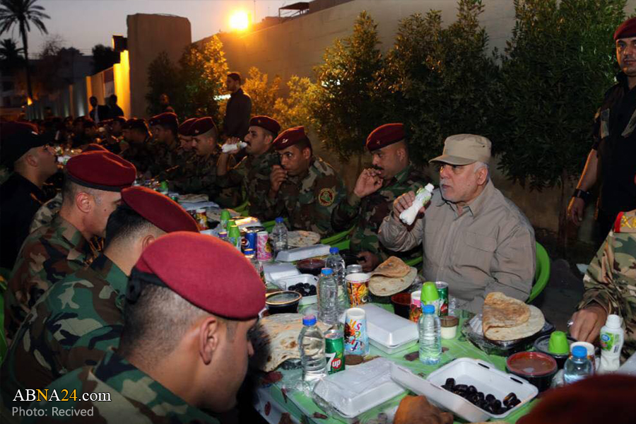 “Primer Ministro Iraquí Compartió un Iftar con las Fuerzas Especiales del Ejército de su País”