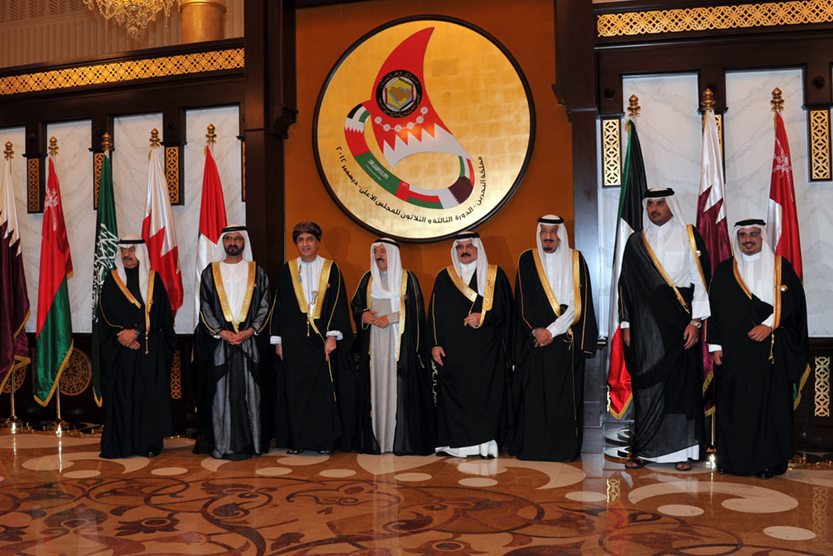 تقارير تؤكد ان قطر وسلطنة عمان ستنسحبان من مجلس التعاون الخليجي