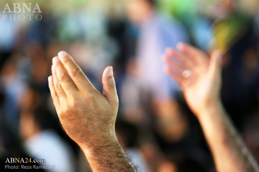 تقرير مصور/ دعاء التوسل في مسجد "جمكران" في ليلة "القدر" من شهر رمضان المبارك