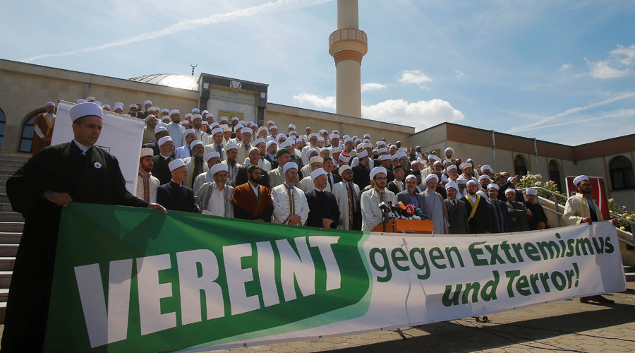 300 Austrian imams condemn ISIS terrorists