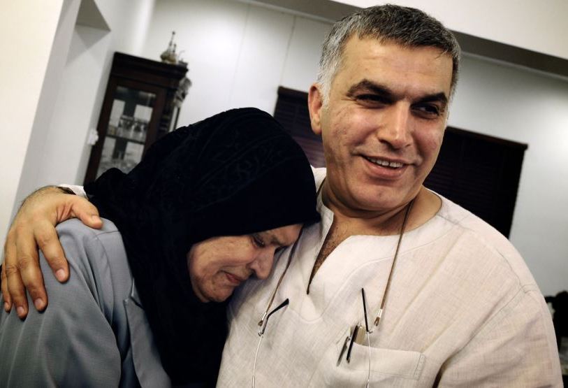 محامو الناشط البحريني نبيل رجب ينسحبون بسبب رفض تأجيل المحاكمة