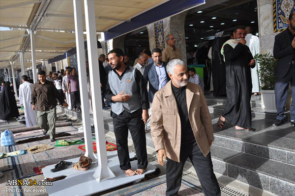 اللواء "قاسم سليماني" يزور مرقد الامام الحسين عليه السلام + (صور)