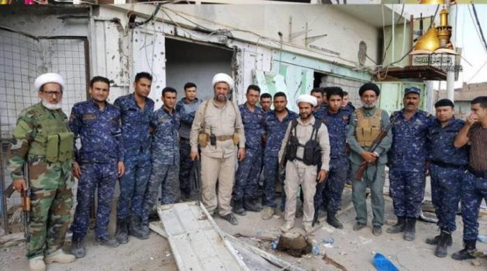 Preachers of Imam Ali Holy Shrine participate in breaking front bunkers of Mosul / Pics