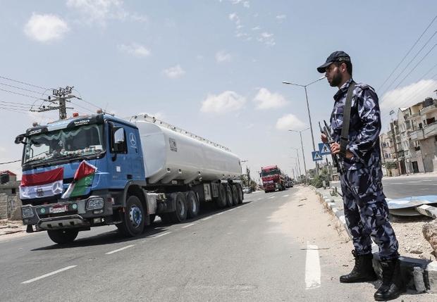 Egypt delivers fuel to ease Gaza electricity shortage