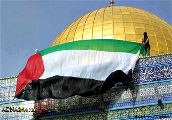 عشرات الآلاف من الفلسطينيين يتوافدون الى "الأقصى" في الجمعة الأخيرة من رمضان