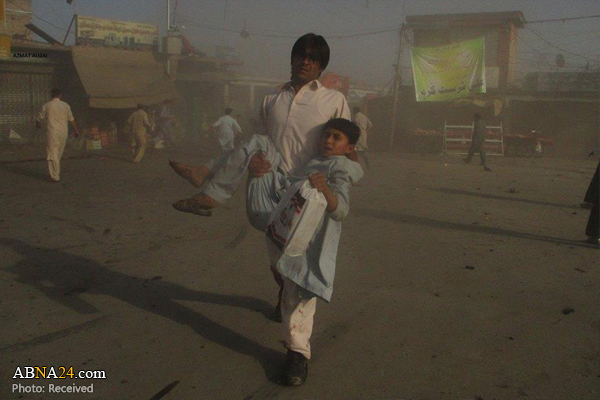 54 Muertos y Cientos de Heridos tras Ataques Terroristas en Paquistán 