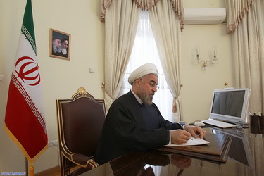 صدر روحانی کی عالمی ویٹ لفٹنگ مقابلوں میں ایرانی ٹیم کی فتح پر مبارکباد
