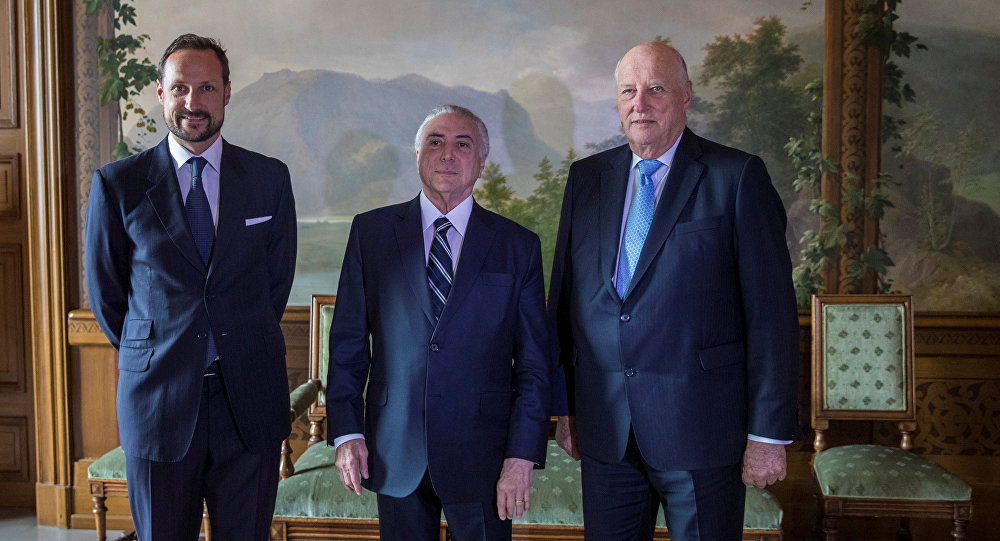Pressão e gafes: o tour internacional de Michel Temer