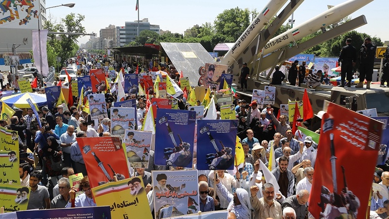 Autoridades superiores iranianas participam de passeata do dia de Al-Quds