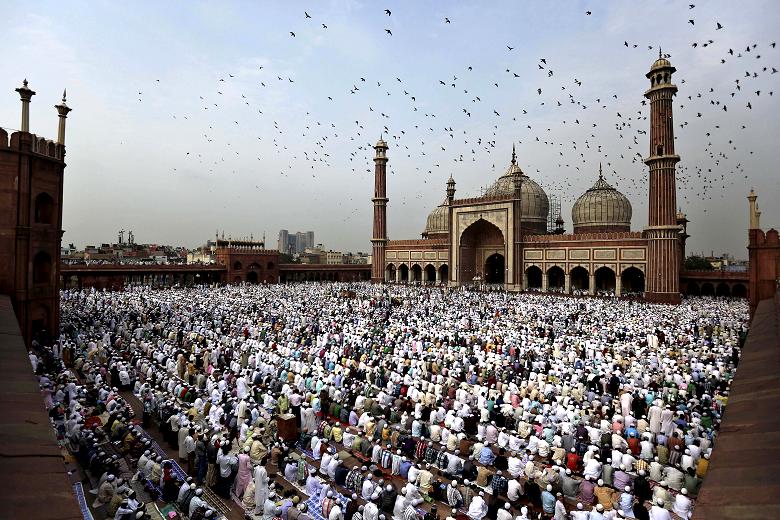 Muslims celebrate Eid al-Fitr in several countries