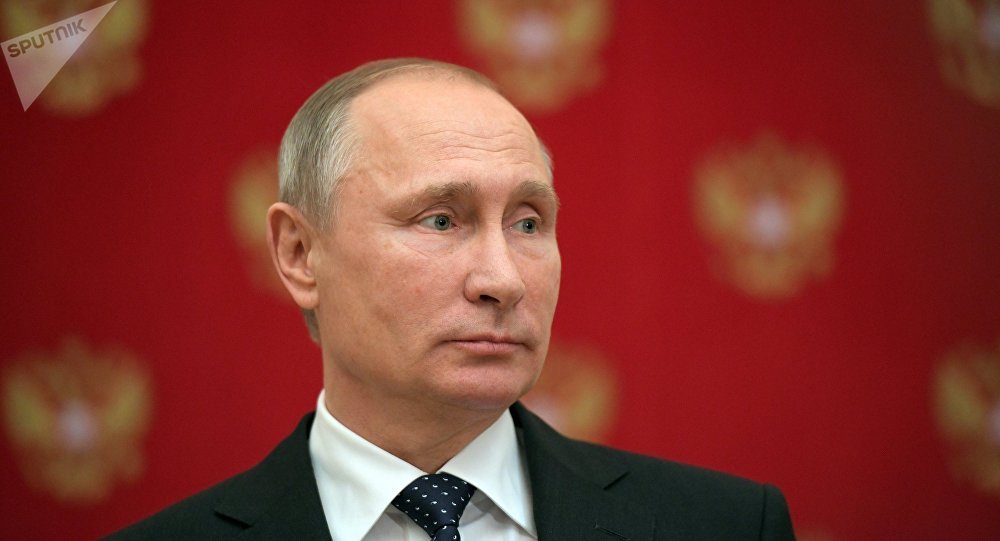 Visita de Putin à Crimeia gera protestos do governo da Ucrânia