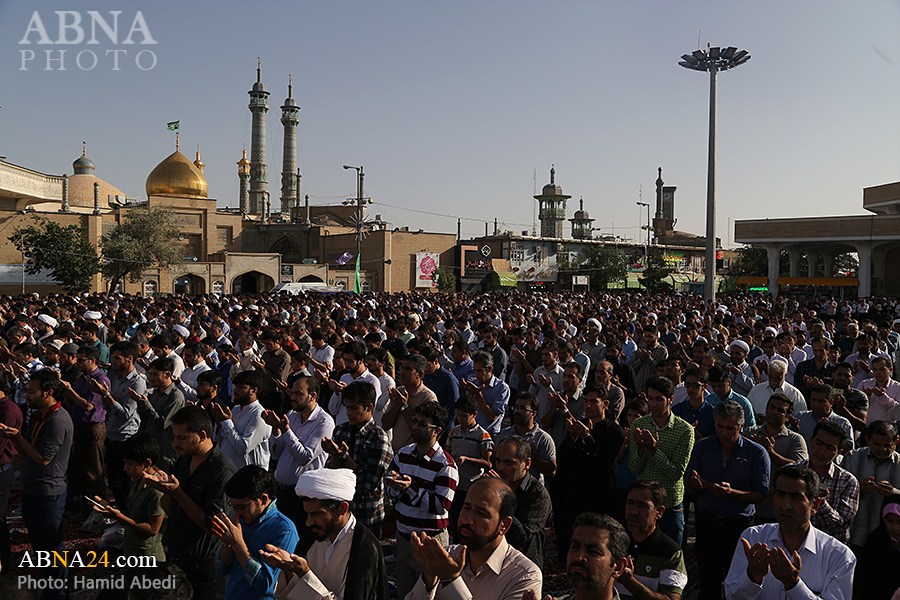 تقرير مصور/إقامة صلاة عيد الفطر المبارك في حرم السيدة المعصومة (ع)