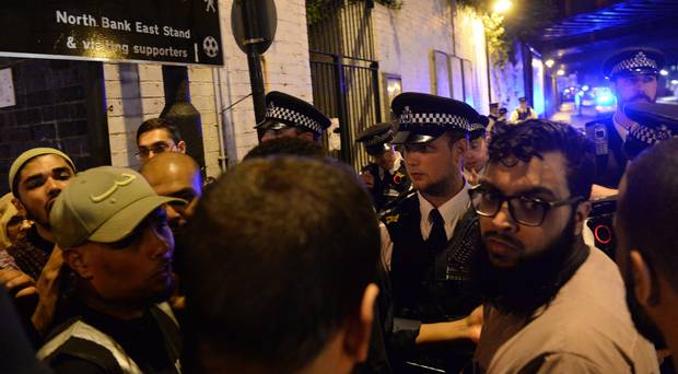 “Un Nuevo Atropello en Inglaterra Deja Hospitalizado a Seis Musulmanes” 