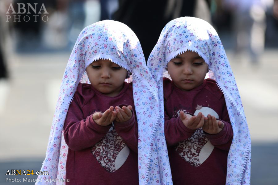 تقرير مصور/ مشاركة واسعة في صلاة عيد الفطر المبارك في تبريز