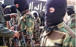 Ipahayag ng Daesh na dapat mamatay ang Afghanong Taliban Ipahayag ng Daesh na dapat mamatay ang Afghanong Taliban