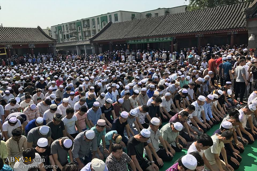 تقرير مصور/ صلاة عيد الفطر المبارك في العاصمة الصينية