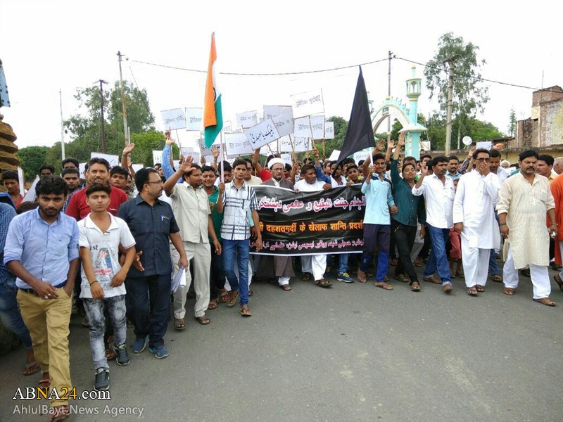 Mass protest held on 'Demolition of Jannat ul Baqee' anniv. in Sultanpur, India / Photos