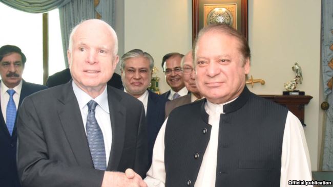 امریکی وفد کی پاکستانی وزیراعظم سے ملاقات