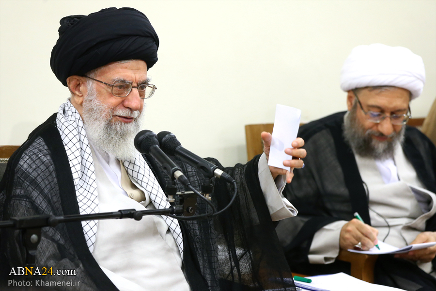 تقرير مصور/ قائد الثورة الاسلامية يستقبل رئيس السلطة القضائية وكبار مسؤولي السلطة