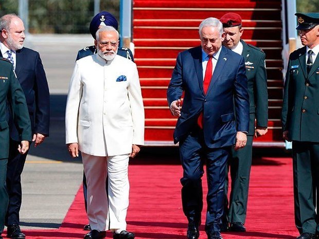 ہندوستانی وزیراعظم 3روزہ دورے پر اسرائیل پہنچ گئے