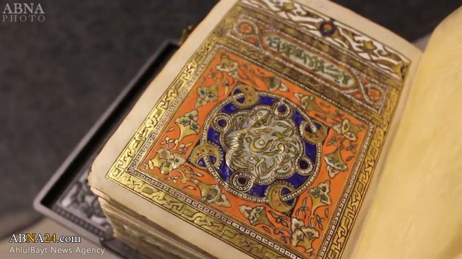 Handwritten Quran of Imam Sadiq (as) in Reza library in Rampur, India / Pics