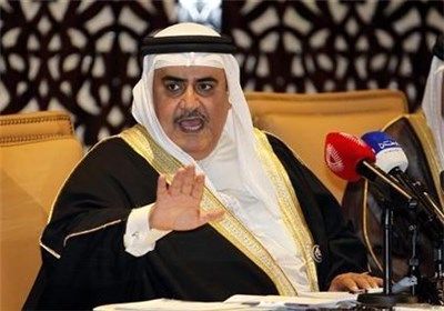 وزير خارجيّة البحرين يصف "الإخوان" في مصر بالإرهابيّين ويتجاهل "إخوان" بلاده