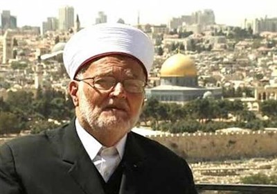 خطيب المسجد الأقصى يأسف لتطبيع بعض العرب مع الاحتلال