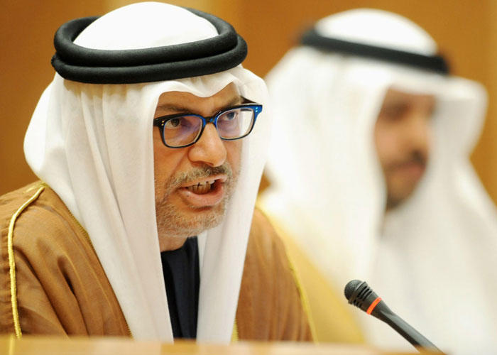 قرقاش يهدد قطر: لا مكان في مجلس التعاون لمن يعادي سلمان