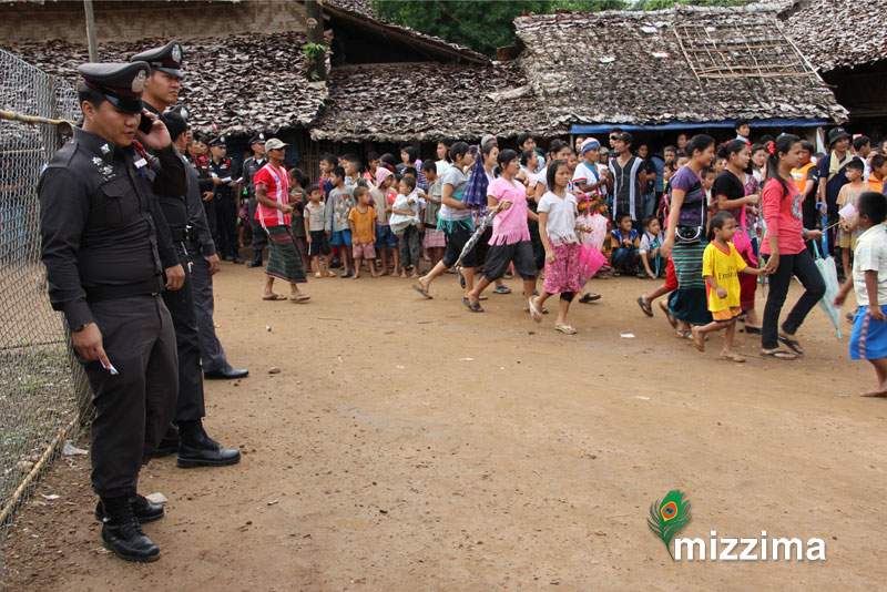 ထုိင္းနယ္စပ္ဒုကၡသည္မ်ား ေနရပ္ျပန္ုႏုိင္ေရး ဒုကၡသည္မ်ား၏ သေဘာထား ေကာက္ယူမည္