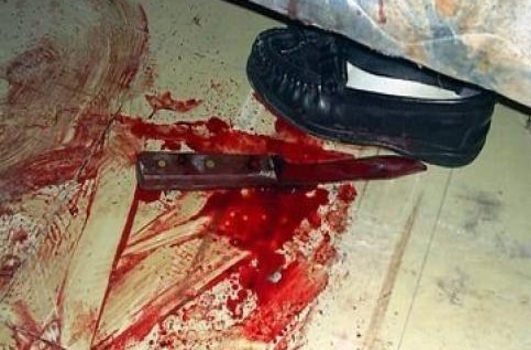 قتل أمه بـ12 طعنة بجميع أنحاء جسدها في منطقة جازان السعودية!!