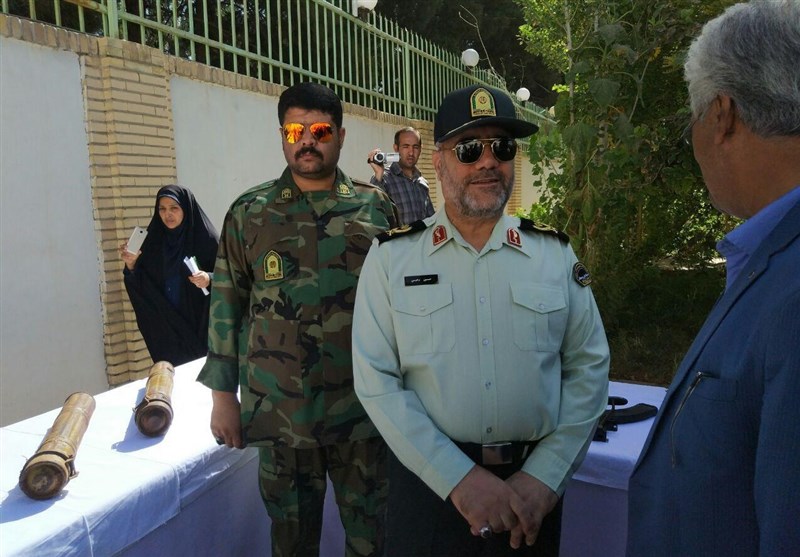 القوات الأمنية الايرانية تضبط مخزن للسلاح لجماعة ارهابية في سيستان وبلوشستان+(صور)